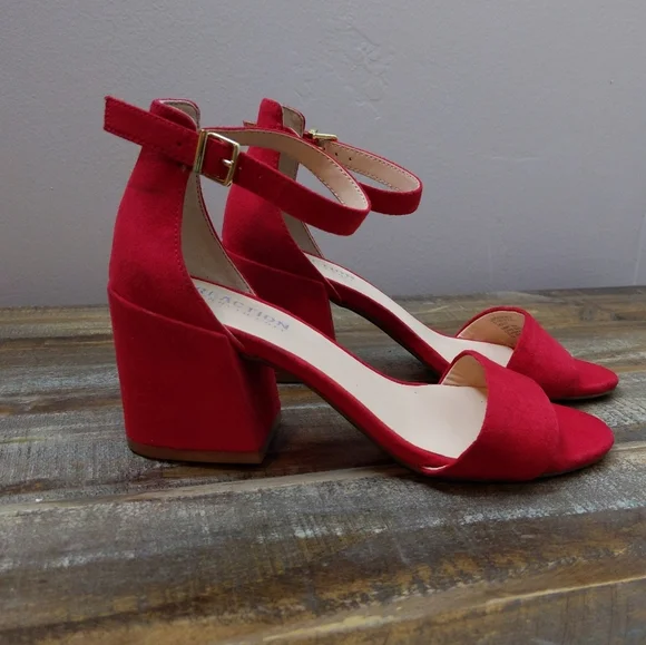 🆕🌿KENNETH COLE SANDALS🌿 - Picture 4 of 10